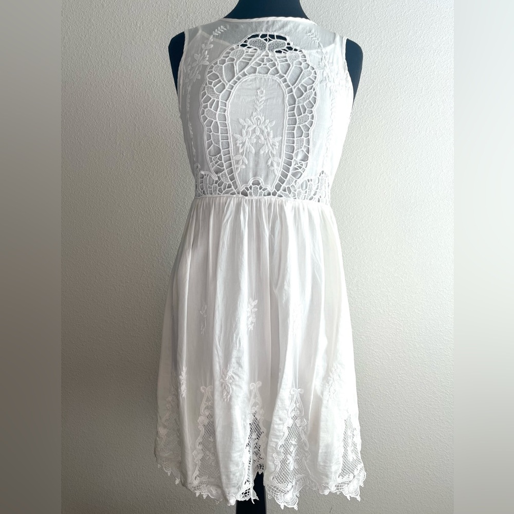 NEW Ivy and Jane Silk & Cotton Lace Dreamy Embroidered Dress 😍